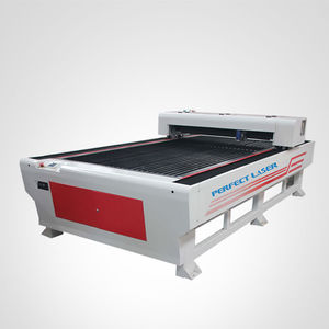 macchina da taglio laser CO2