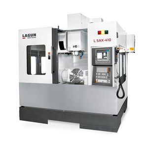 centro di lavoro CNC 5 assi