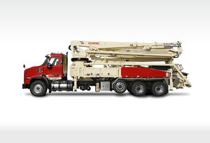 pompa autocarrata per calcestruzzo per cantiere 1