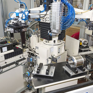 macchina equilibratrice per rotore di motore elettrico
