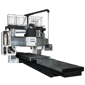 centro di lavoro CNC 5 assi