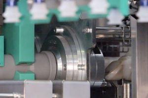 macchina per l'inserimento automatica