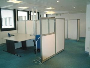 schermo di protezione per ufficio