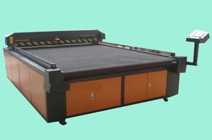 macchina da taglio laser CO2