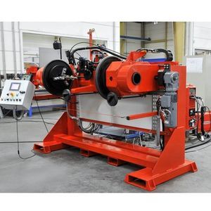 macchina saldatrice automatica 1
