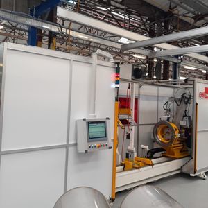 macchina saldatrice laser