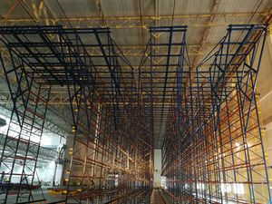 scaffalatura per magazzino di stoccaggio 1