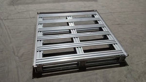 pallet in acciaio