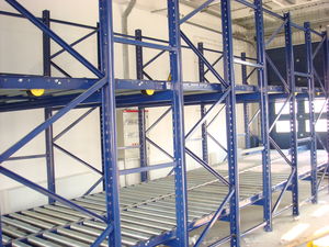 scaffalatura per carichi medi