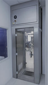 doccia di sicurezza da terra