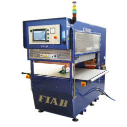 macchina saldatrice laser