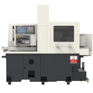 macchina di tornitura CNC