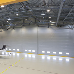 porte per hangar