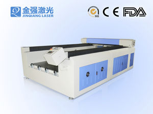 macchina per incisione laser