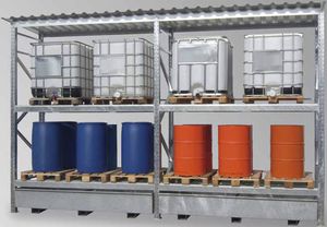scaffalatura per fusti con vasca di ritenzione 1