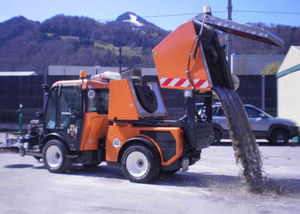 spazzatrice aspirante stradale