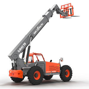 movimentatore telescopico con motore diesel