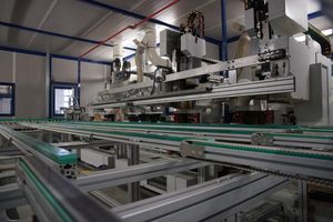 linea di produzione per profilati in alluminio