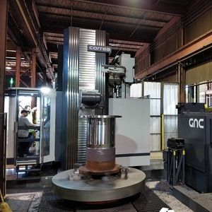 centro di tornitura-fresatura CNC