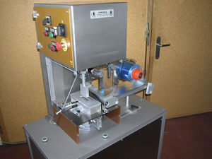 macchina per imballaggio semiautomatica