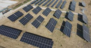 inseguitore solare monoassiale