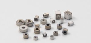 isolatore elettrico in ceramica metallizzata