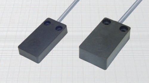 Sensore di prossimità induttivo - DCAX/4609KS3GD - BDC ELECTRONIC S.r.l. - rettangolare / 60 V DC / in plastica