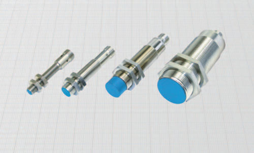 Sensore di prossimità induttivo - DCA8/4309KST  - BDC ELECTRONIC S.r.l. - cilindrico / M30 / M18