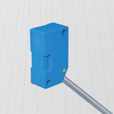 Sensore di prossimità induttivo - DCAZ series - BDC ELECTRONIC S.r.l. - elettromagnetico / rettangolare / in PVC