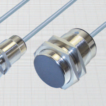 Sensore di prossimità induttivo - DCA18/4A09KST3GD - BDC ELECTRONIC S.r.l. - elettromagnetico / cilindrico / M30