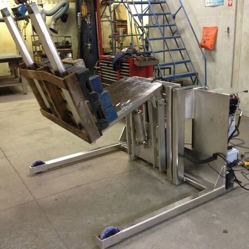 Inclinatore elettroidraulico - superlift material handling - per contenitori IBC / in acciaio inossidabile