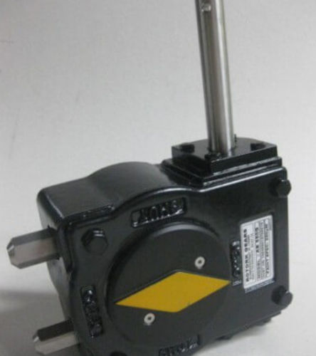 Ingranaggio a vite senza fine - AB - Wouter Witzel EuroValve B.V. - a dentatura diritta / in ghisa