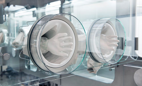 Glove box isolatore - SKAN AG - per applicazioni di laboratorio