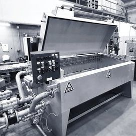 Macchina di lavaggio a spruzzo - CLEANmaX - D.W. Renzmann Apparatebau - a solvente / automatica / di pezzi