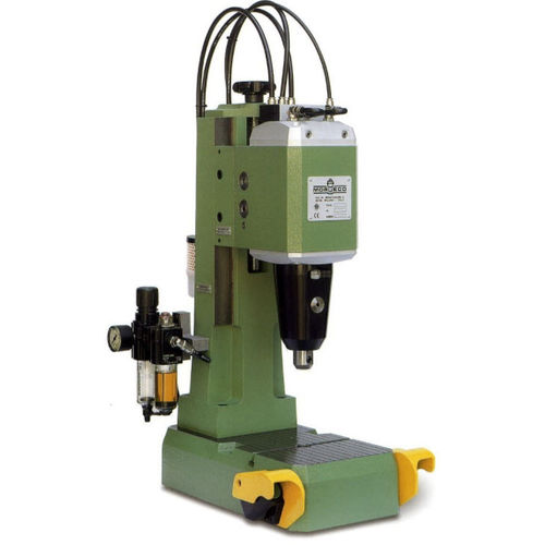 Macchina per punzonatura automatica - P560 - MORUECO s.r.l. - pneumatica / per lamiere / di taglio