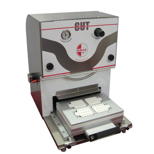 Macchina da taglio per PVC - Master cut - O.M.A.R. Pharmaceutical Blister Solution - per alluminio / semiautomatica / a freddo