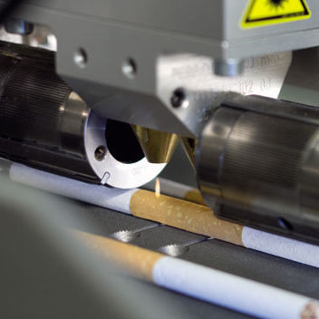 Macchina di perforazione per l'industria del tabacco - HAUNI Laserport - Körber Technologies GmbH - con laser