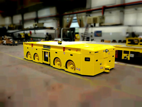 Carrello automotore elettrico - SGAI VCP3 - MORELLO GIOVANNI S.r.l. - a 4 assi / per carichi pesanti / a pianale