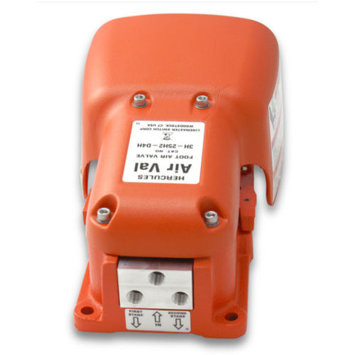 Interruttori a pedale di comando - 3H-25H2-D4H - Linemaster - pneumatico / 1 pedale / a contatto permanente