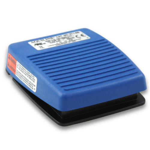 Interruttori a pedale di comando - 971-SB - Linemaster - di sicurezza / elettrico / ad azione momentanea