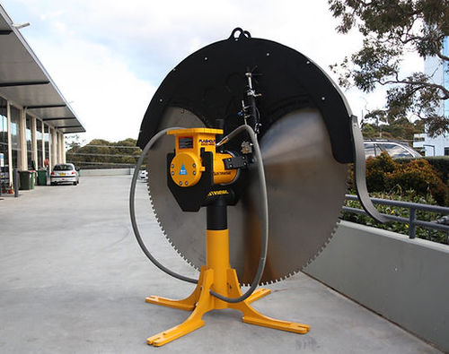 Sega circolare - FLASHCUT 2200 RM - Austramac Earth - per pietra e calcestruzzo / idraulica / a disco diamantato