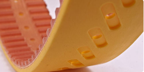Cinghia dentata - Bervina Ltd. - in PU / in silicone / per l'industria tessile
