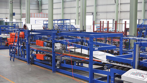 Linea di produzione per pannelli sandwich in PSE/lana minerale - Shanghai Zhongji Machinery Co.ltd