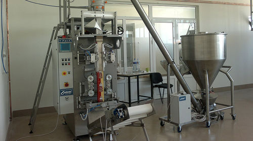 Confezionatrice verticale - Omniprojekt doo, Vrnjačka Banja, Srbija - VFFS / controllata da PLC / servocomandata