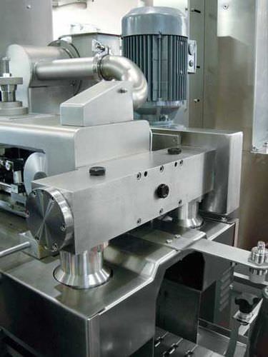Incapsulatrice lineare - HS500 - FMT - automatica / per bottiglie / per bevande