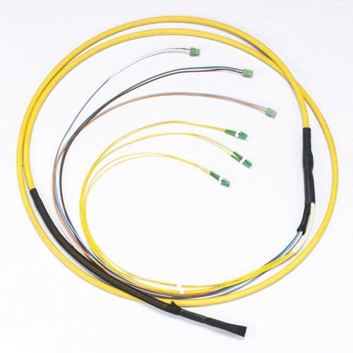 Cavo montato di dati - HR0018K4C04U820100F-PK - CORNING - a fibre ottiche multimodali / duplex / a basso profilo