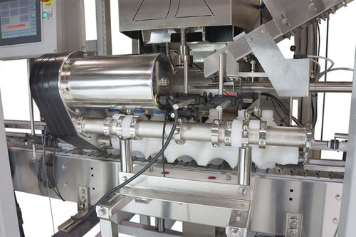 Tappatrice con avvitatore lineare - APACKS - automatica / servocomandata / per bottiglie in vetro