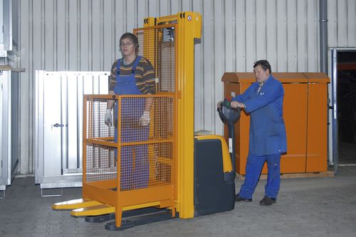 Postazione aerea per manutenzione - MB-I series - Bauer - per carrello elevatore