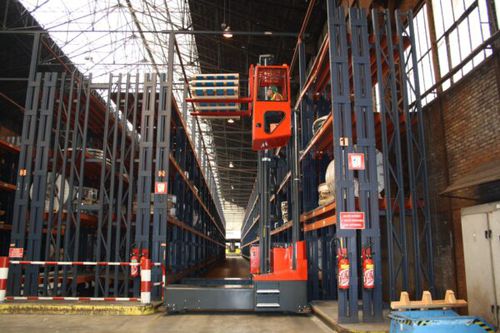 Carrello elevatore laterale elettrico - IH series - BULMOR industries - con conducente seduto / per uso esterno / per magazzino