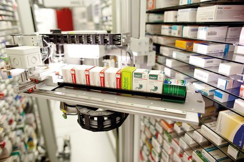 Macchina per preparazione ordine per l'industria farmaceutica - KNAPP